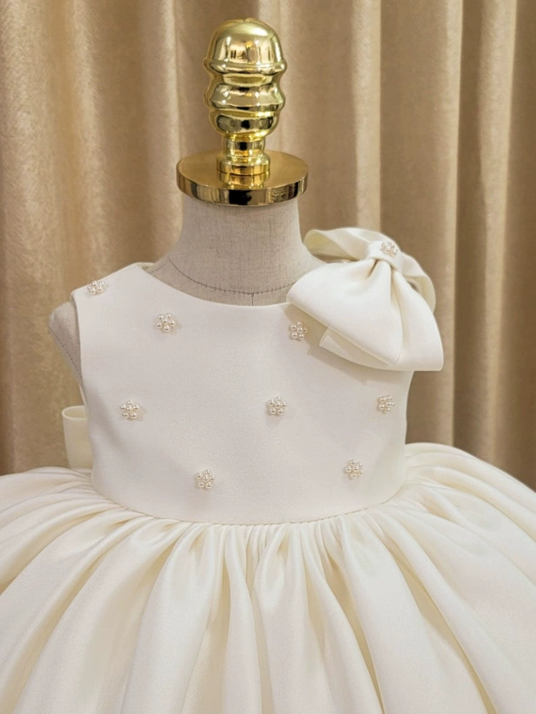 Princess White Satin Back Zip Baptism Bow(s) Tea Length Sleeveless Ruffle Sleeve Round Flower Girl Dress